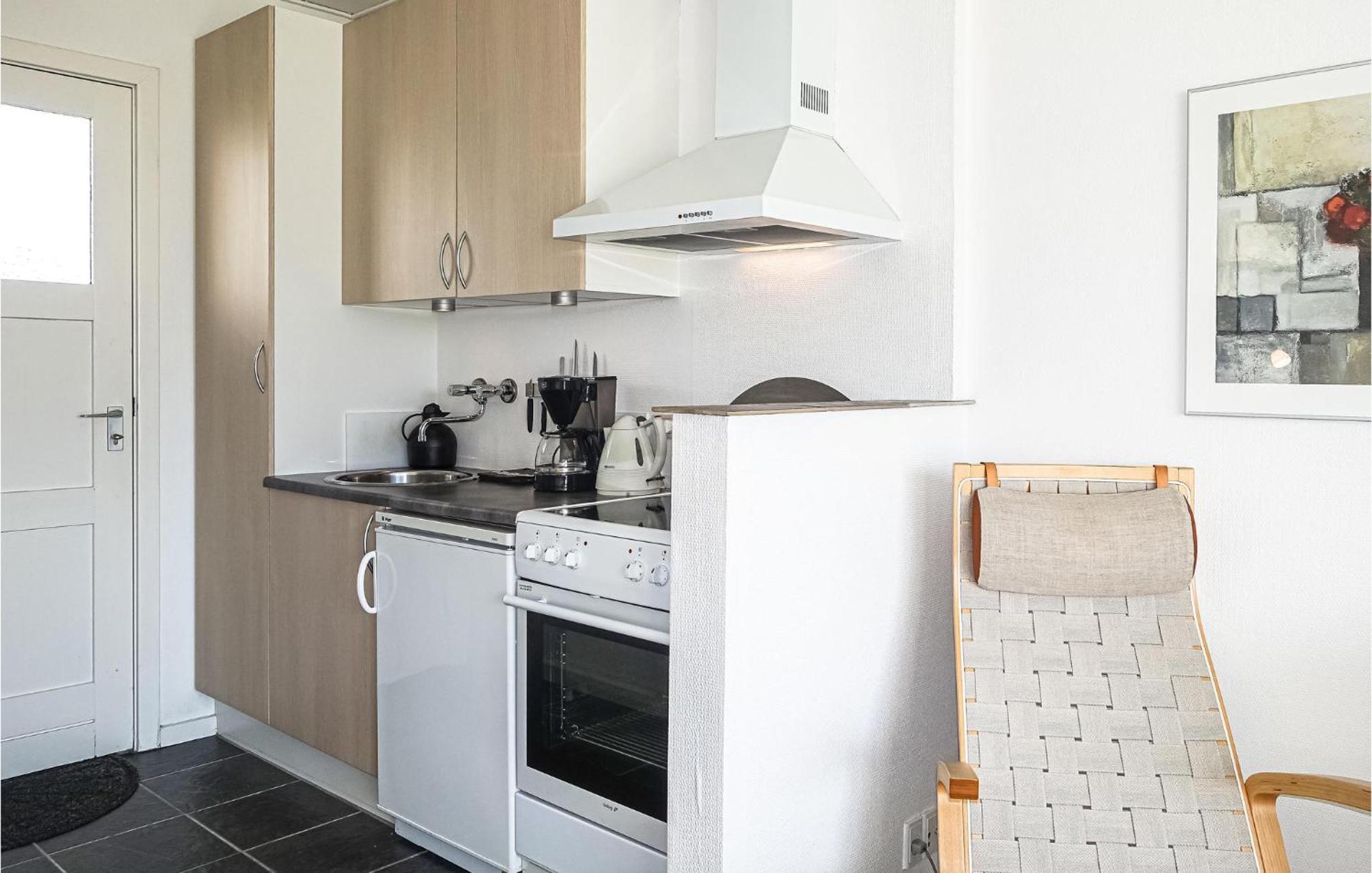 Nice Apartment In Allinge With House Sea View 外观 照片